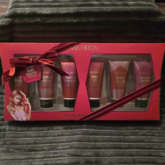 Paris Hilton Hand Cream Collection Set - Picture 3 of 3